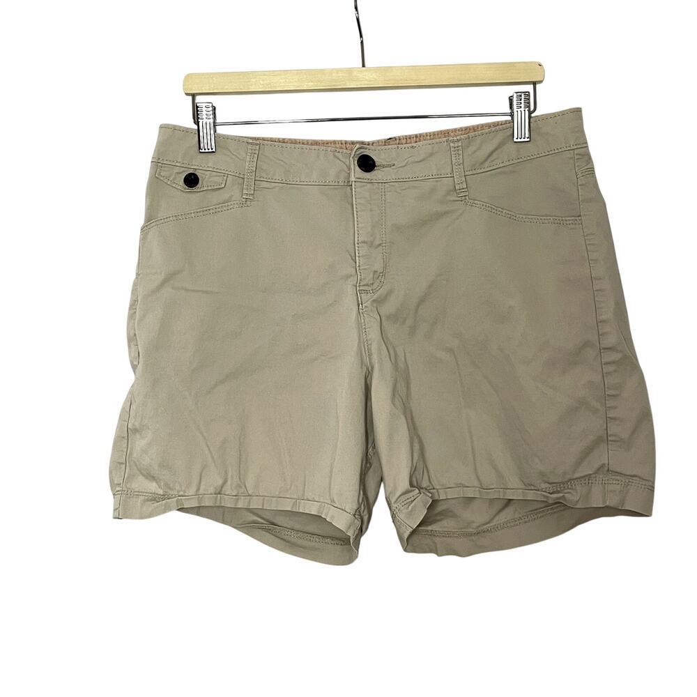 Lee natural fit 1889 khaki shorts tan pull on women's size 12 medium cotton